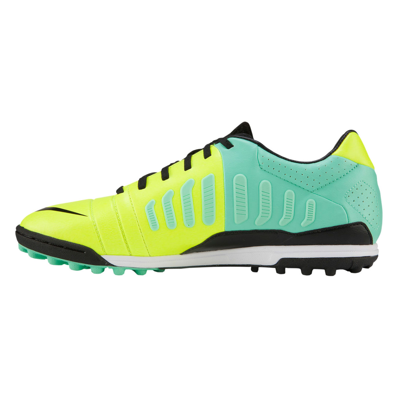 Купить шиповки для игры в футбол NIKE CTR360 LIBRETTO III TF (525169-703) в  интернет-магазине 