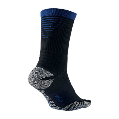 NIKE GRIP STRIKE LTWT CREW