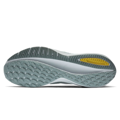NIKE AIR ZOOM VOMERO 14