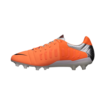 NIKE CTR360 MAESTRI III FG